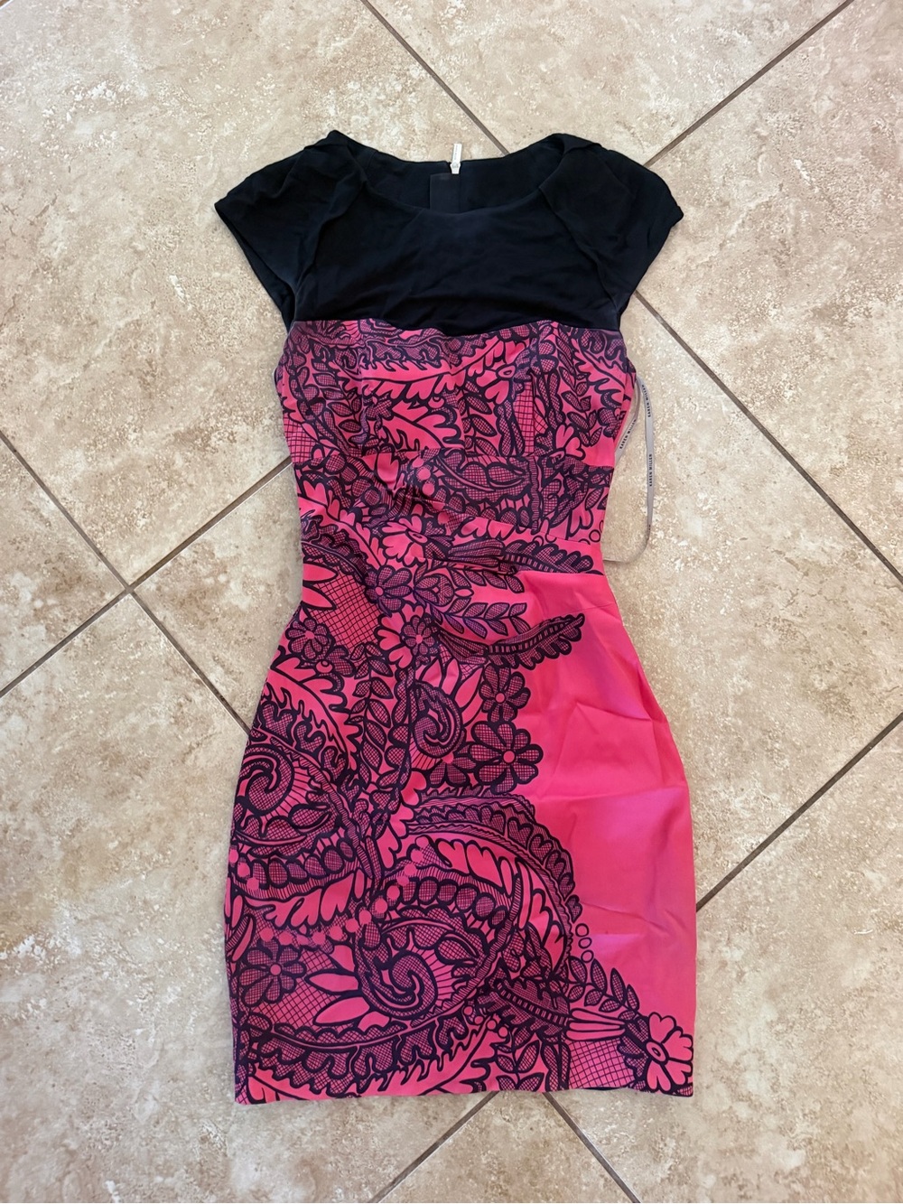 Karen Millen Black & Fuchsia Lace-Print Sheath Dress